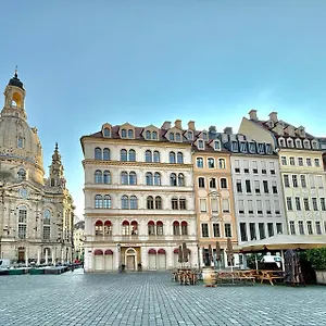 Neumarkt Apart Otel